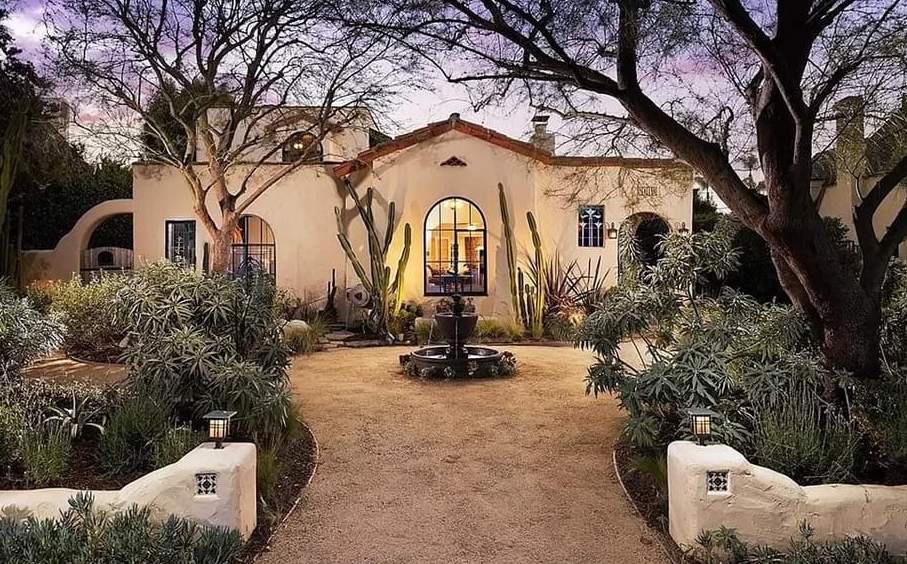 1927 Historic House In Santa Ana California — Captivating Houses