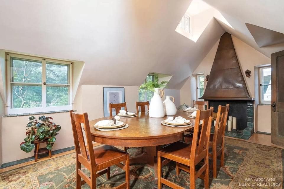1923 Stone Cotswold Cottage For Sale In Ann Arbor Michigan