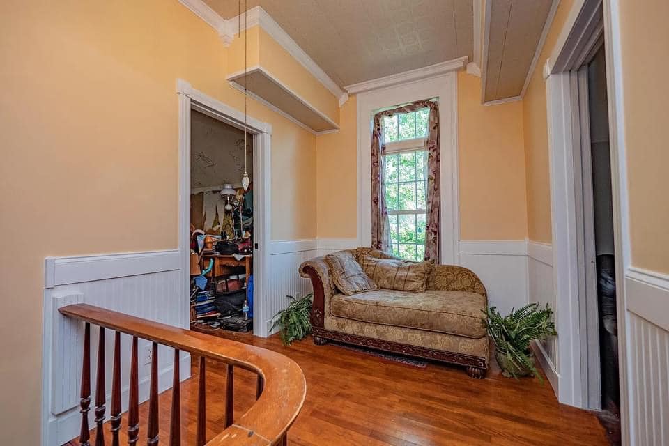 1876 Victorian For Sale In Moberly Missouri