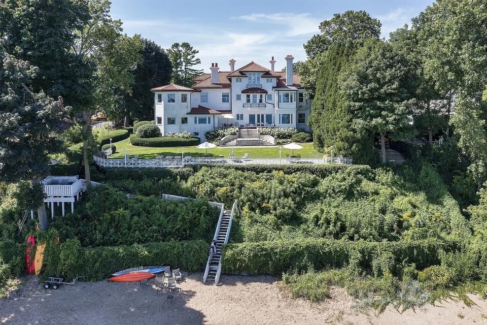 1912 Waterfront Villa For Sale In Winnetka Illinois