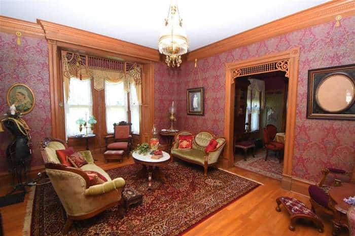 1885 Victorian For Sale In Owosso Michigan