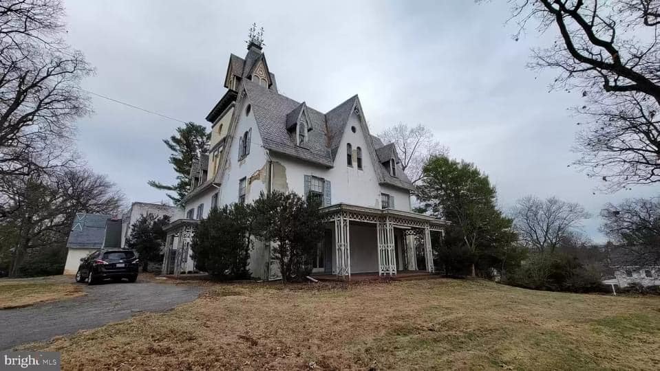1855 Fixer-Upper For Sale In Hagerstown Maryland