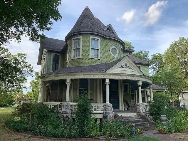 1879 Victorian For Sale In Parsons Kansas