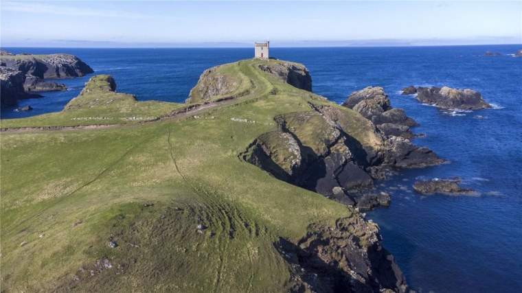 17th Century Vaila Hall For Sale In Shetland Scotland — Captivating Houses