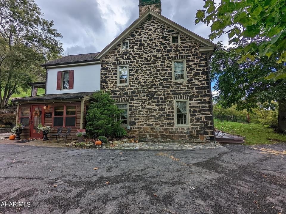 1795 Stone House For Sale In Hollidaysburg Pennsylvania