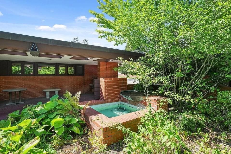 1956 Frank Lloyd Wright House For Sale In Mount Pleasant Wisconsin