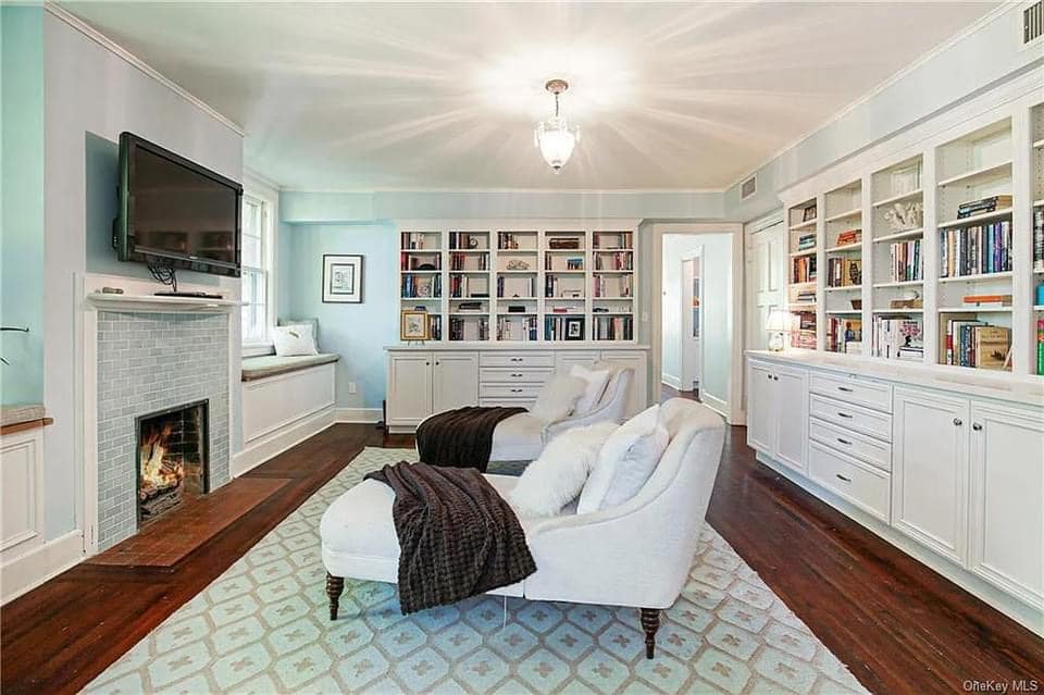1900 Victorian For Sale In Mamaroneck New York