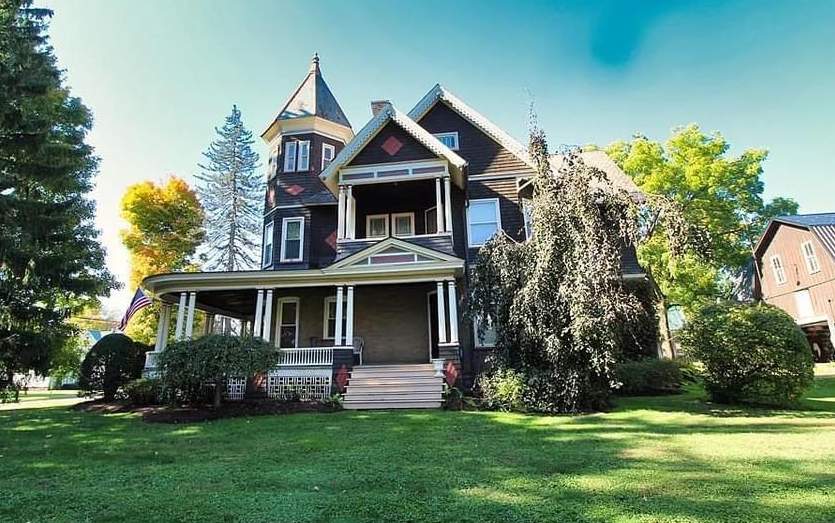 1898 Victorian For Sale In Canton Pennsylvania — Captivating Houses