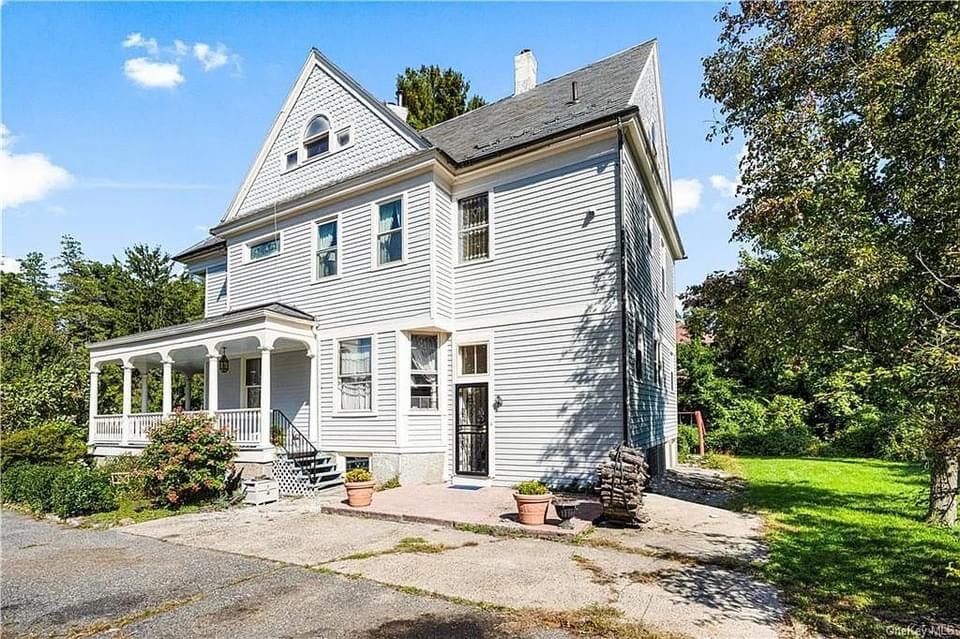 1890 Victorian For Sale In New Rochelle New York