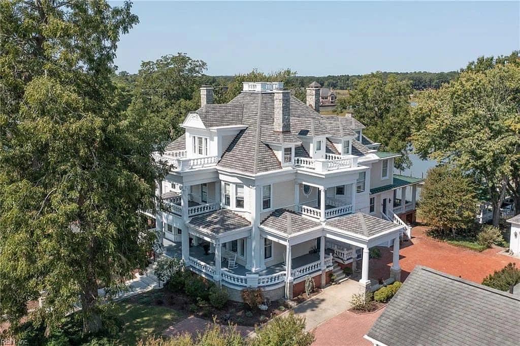 1902 Mansion For Sale In Smithfield Virginia