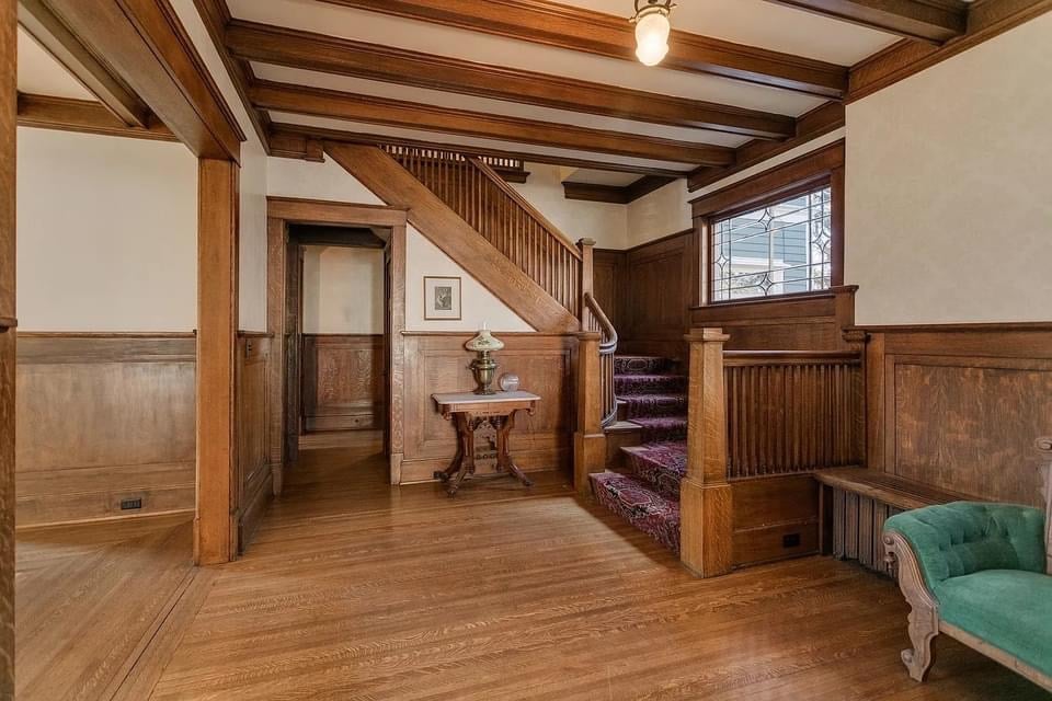 1887 Victorian For Sale In Appleton Wisconsin