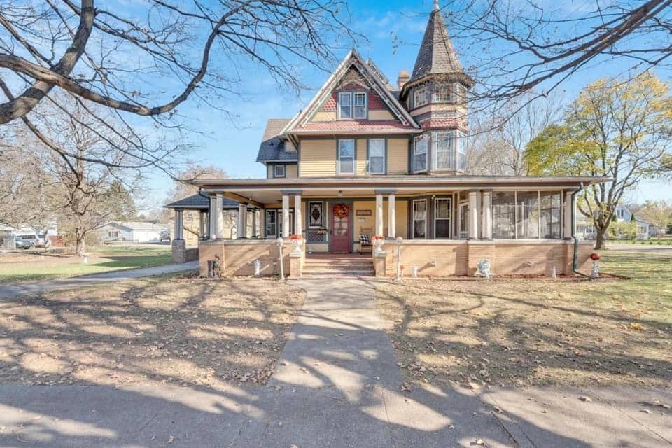 1893 Victorian For Sale In Kentland Indiana