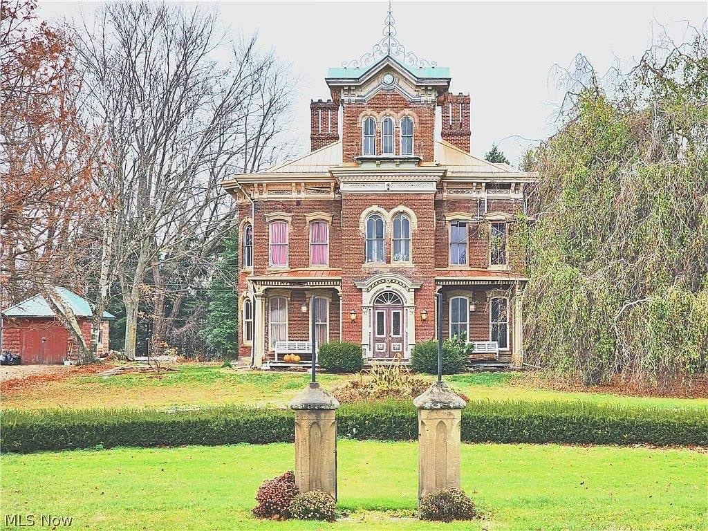 1874 Italianate For Sale In Newcomerstown Ohio