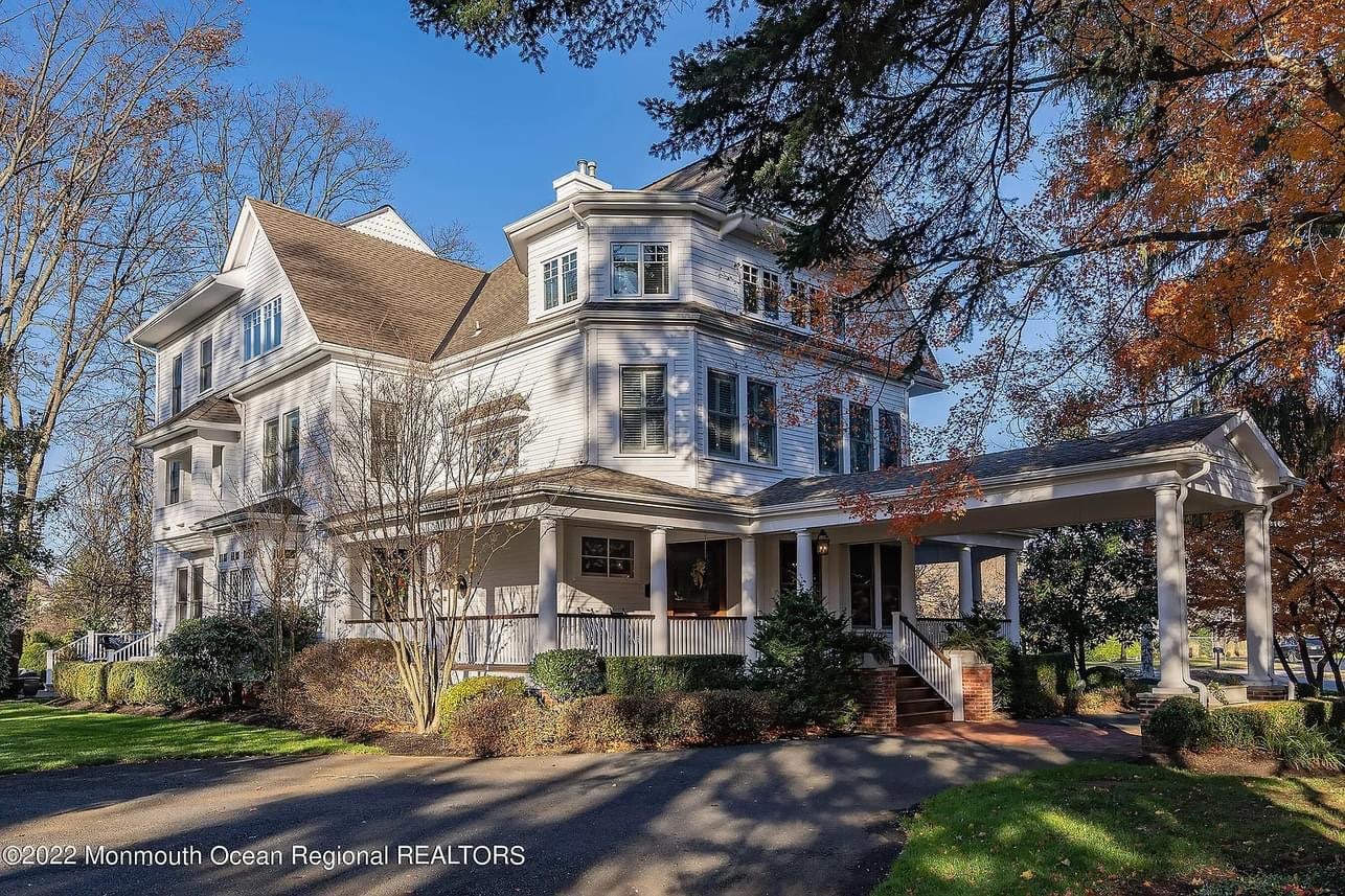 1903 Historic House for Sale In Shrewsbury Boro New Jersey