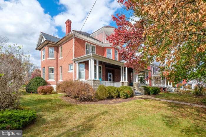 1919 Historic House For Sale In New Market Virginia