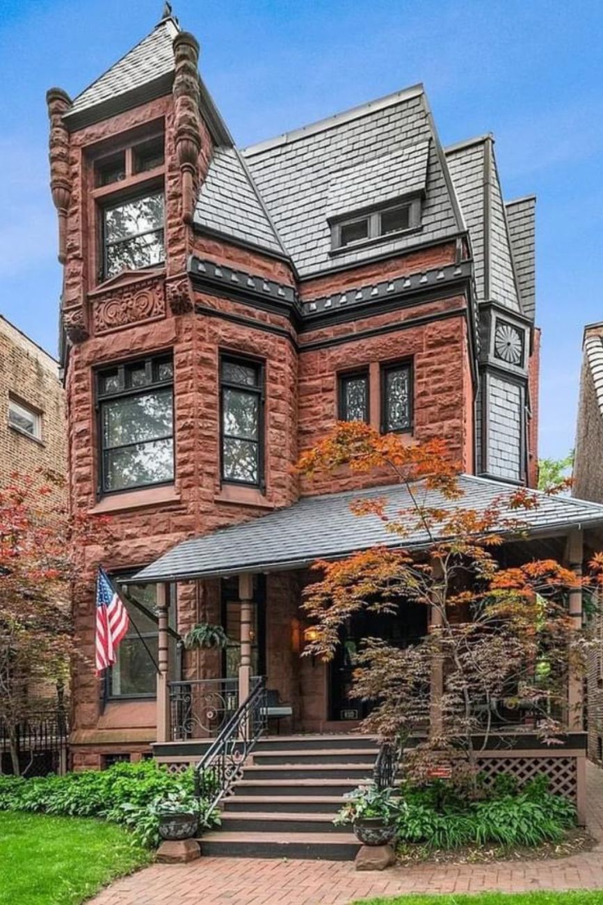1895 Victorian For Sale In Chicago Illinois