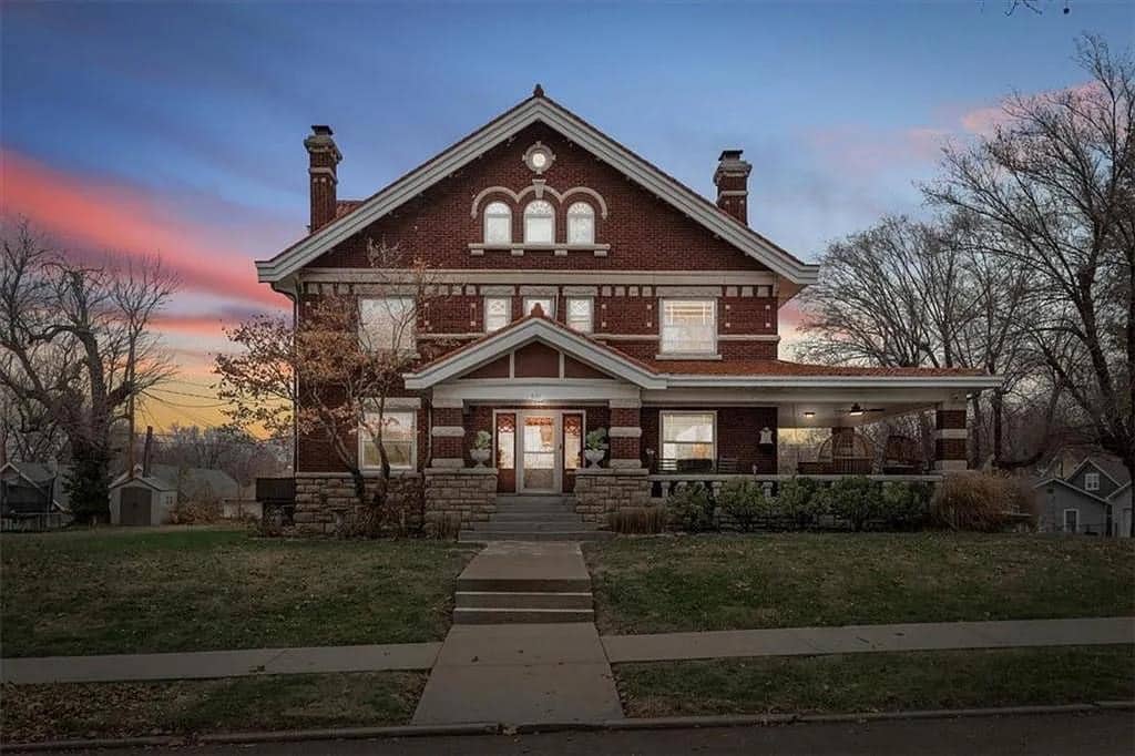 1918 Historic House For Sale In Kansas City Kansas