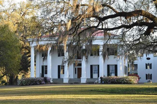 1836 Devereux Hall In Natchez Mississippi — Captivating Houses