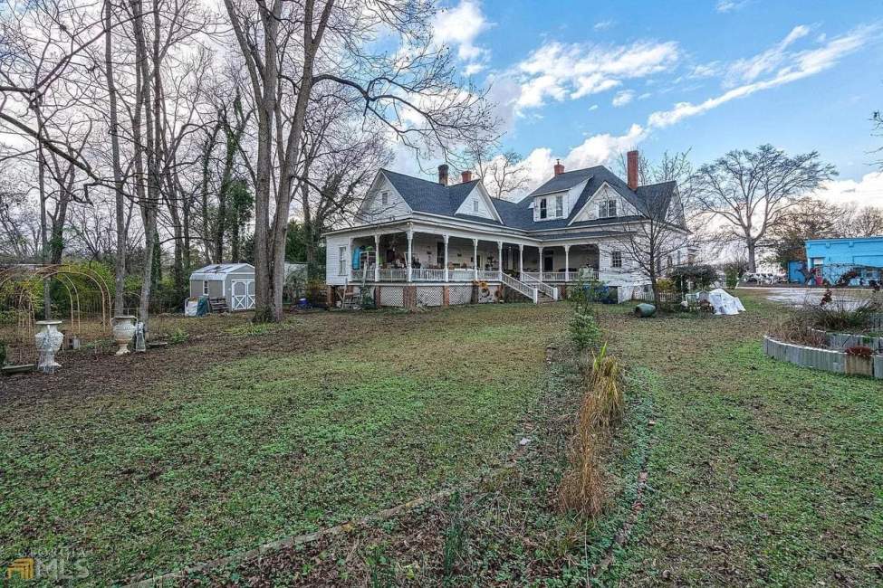 1908 Historic House In Bishop Georgia Captivating Houses   F7BC54D7 6E54 4873 9D5A A597C814EA83 975x650 