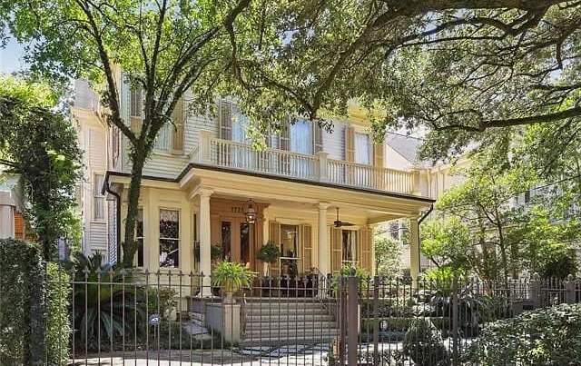 1900 Historic House For Sale In New Orleans Louisiana — Captivating Houses