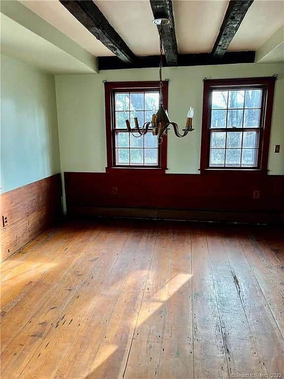 1639 Dutch Colonial For Sale In Milford Connecticut
