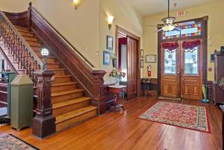 1884 Victorian For Sale In Palatka Florida — Captivating Houses