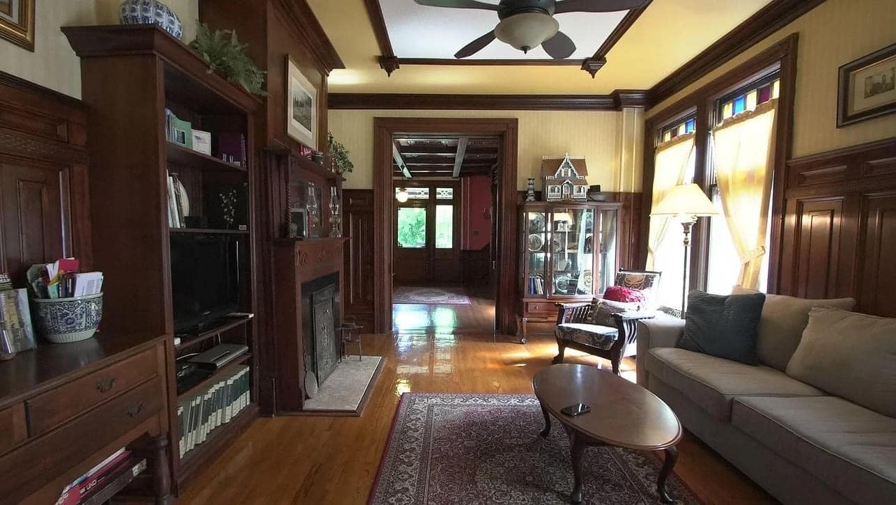 1890 Victorian For Sale In Middlesboro Kentucky