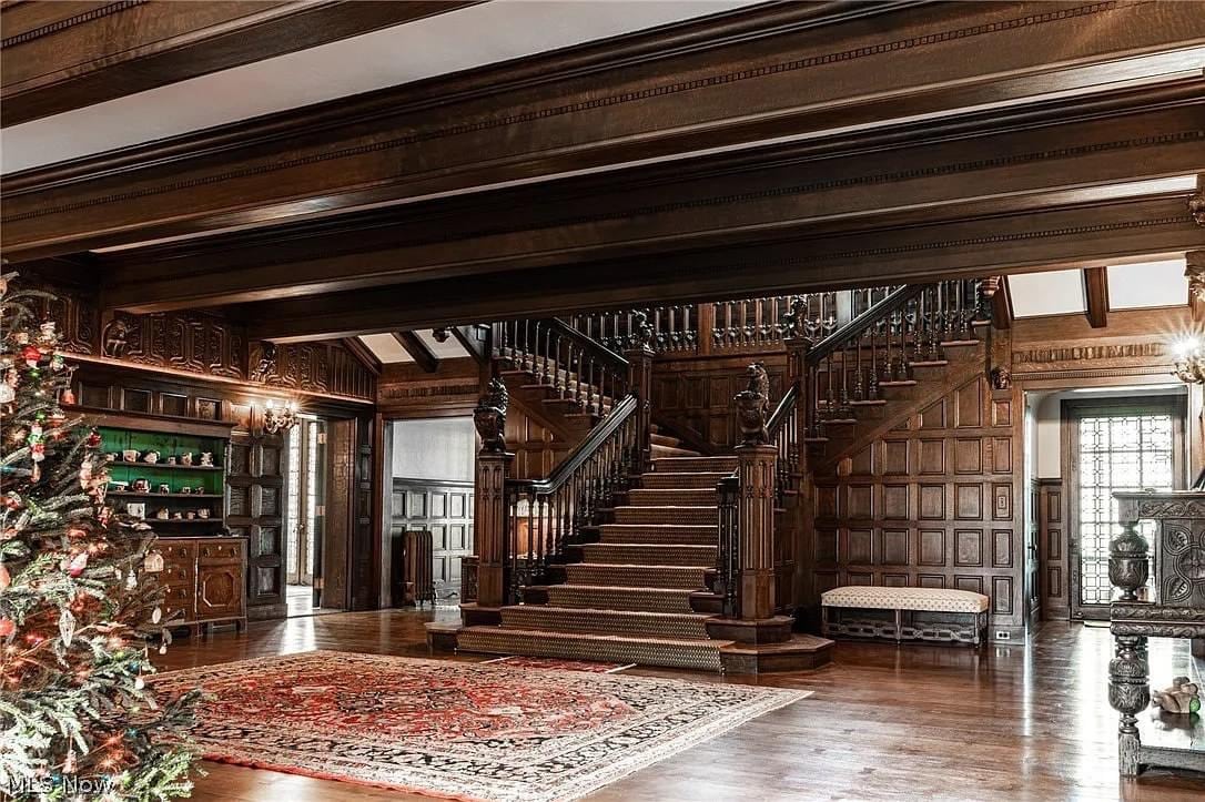 1895 Tudor Revival For Sale In Bratenahl Ohio