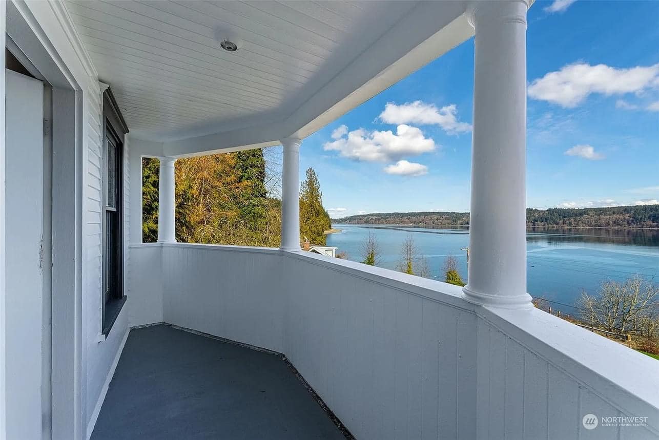 1913 Waterfront House For Sale In Olalla Washington