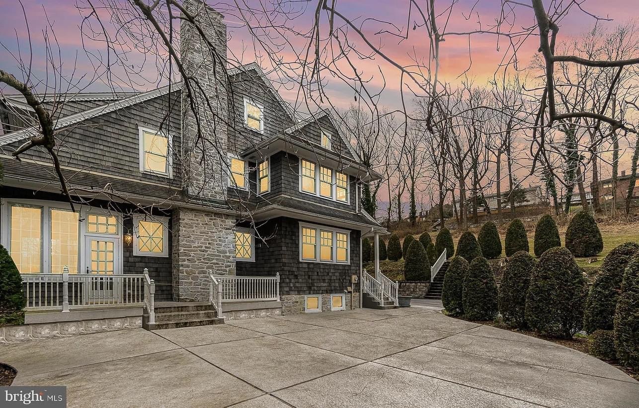 1912 Shingle Style House For Sale In New Cumberland Pennsylvania