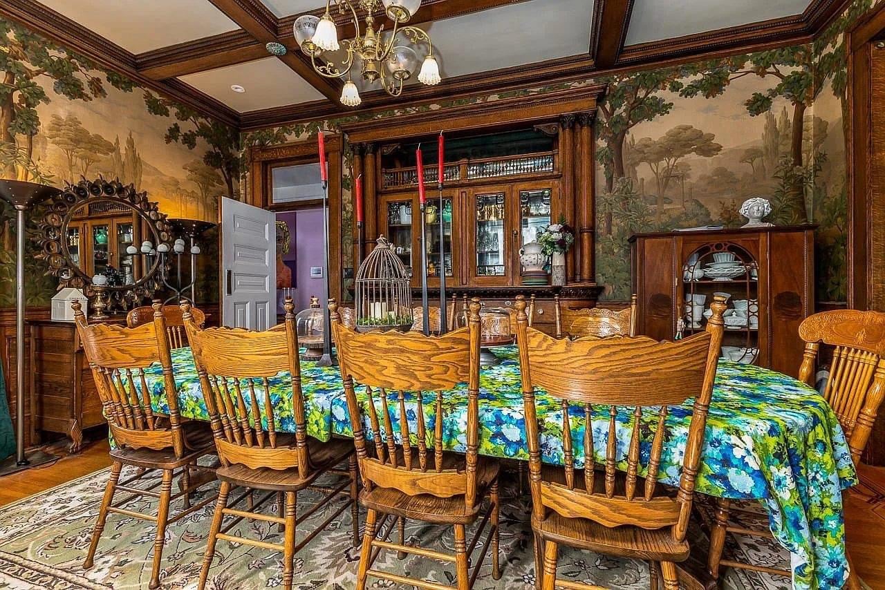1900 Mandolin Inn For Sale In Dubuque Iowa