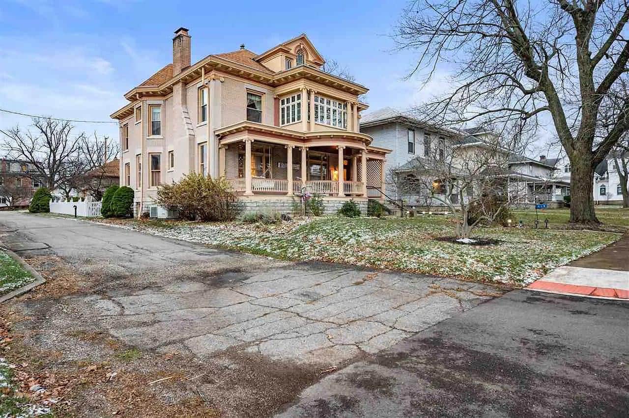 1906 Historic House For Sale In Union City Indiana