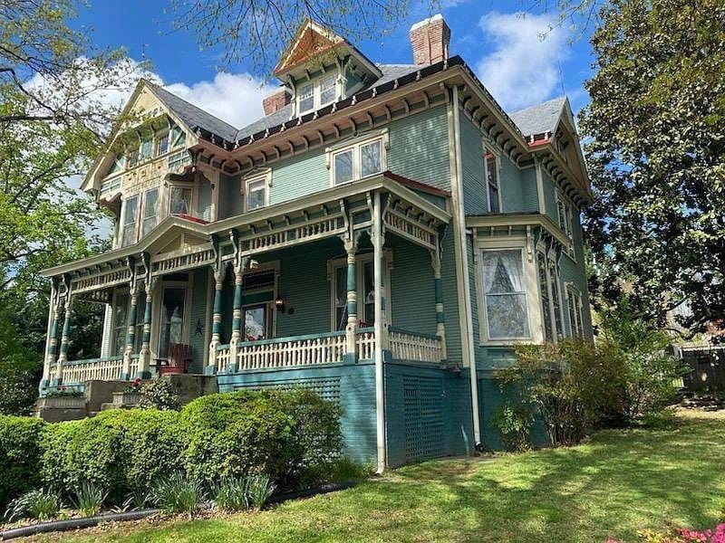 1889 Victorian For Sale In Salem Virginia