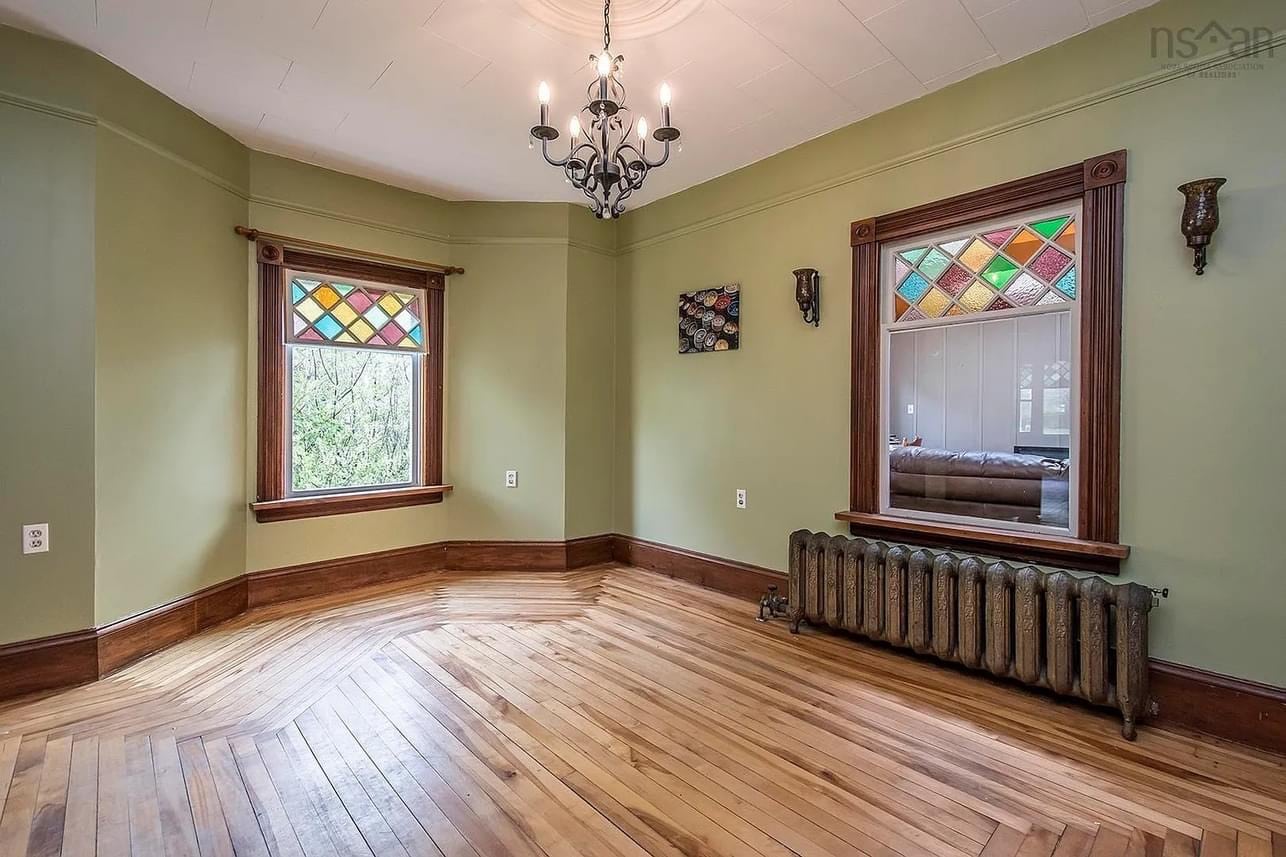 1906 Victorian For Sale In Middletown Nova Scotia