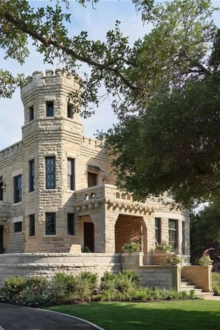 1890 Mansion For Sale In Waco Texas
