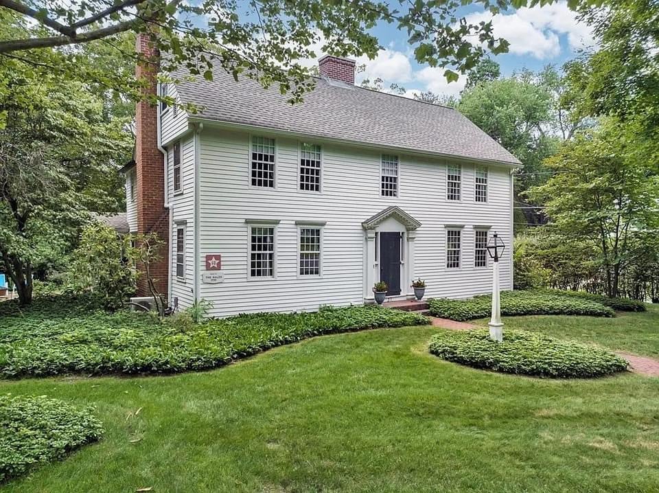 1710 Colonial For Sale Longmeadow Massachusetts