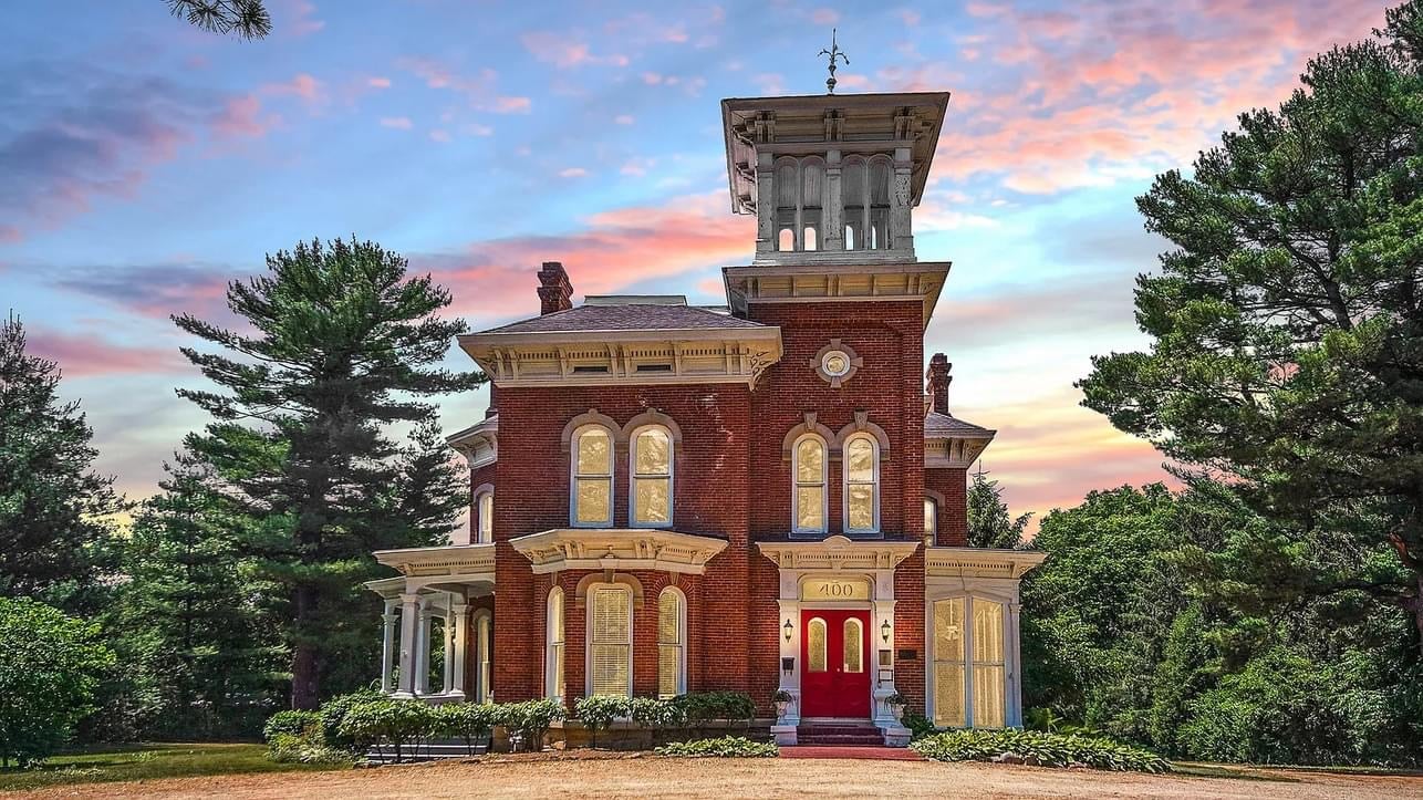 1874 Italianate For Sale In Oregon Illinois — Captivating Houses