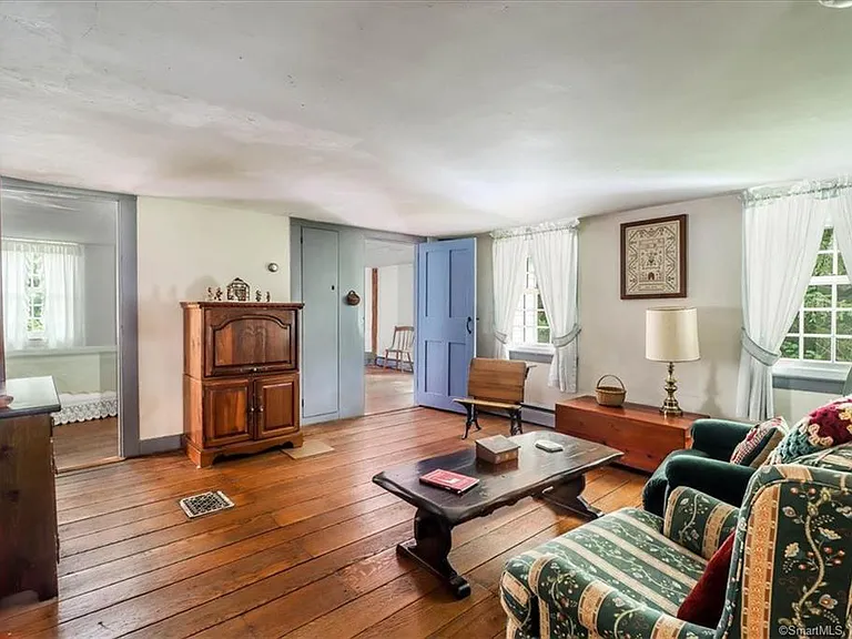 1740 Historic House For Sale In Bethlehem Connecticut