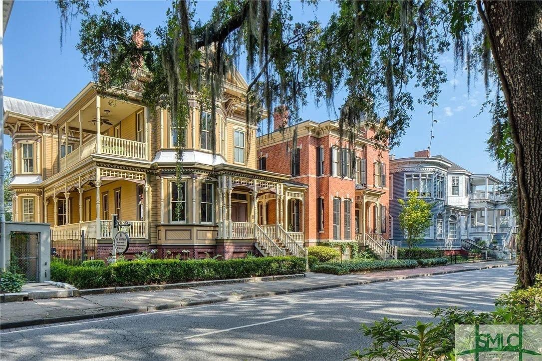 1895 Victorian For Sale In Savannah Georgia