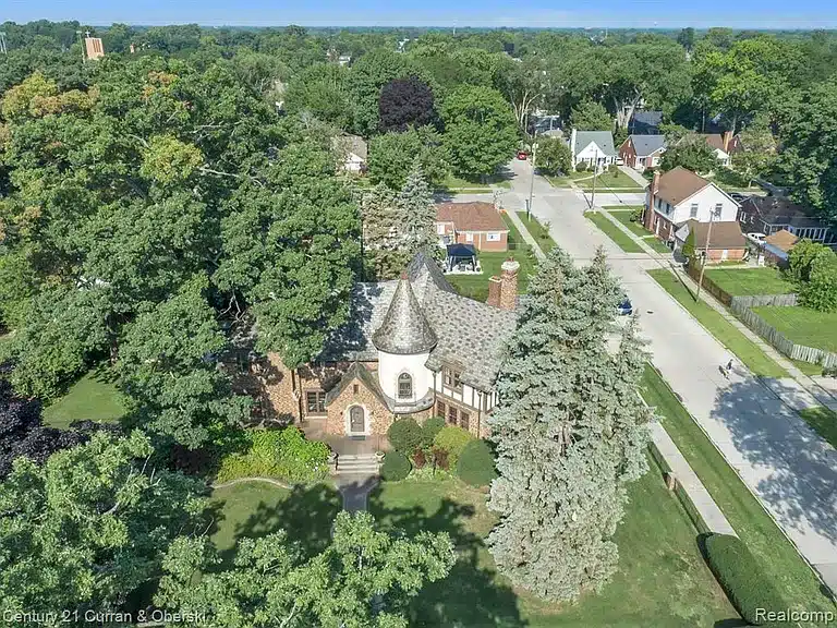 1928 Tudor Revival For Sale In Dearborn Michigan