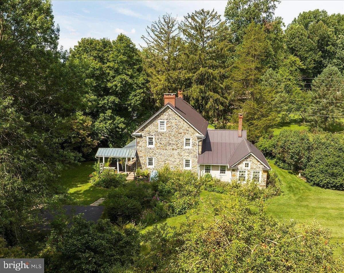 1786 Stone House For Sale In Fleetwood Pennsylvania