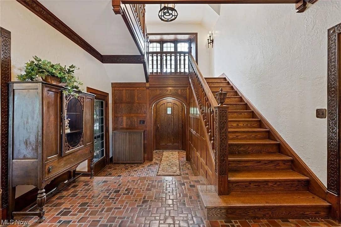 1917 Mansion For Sale In Lakewood Ohio