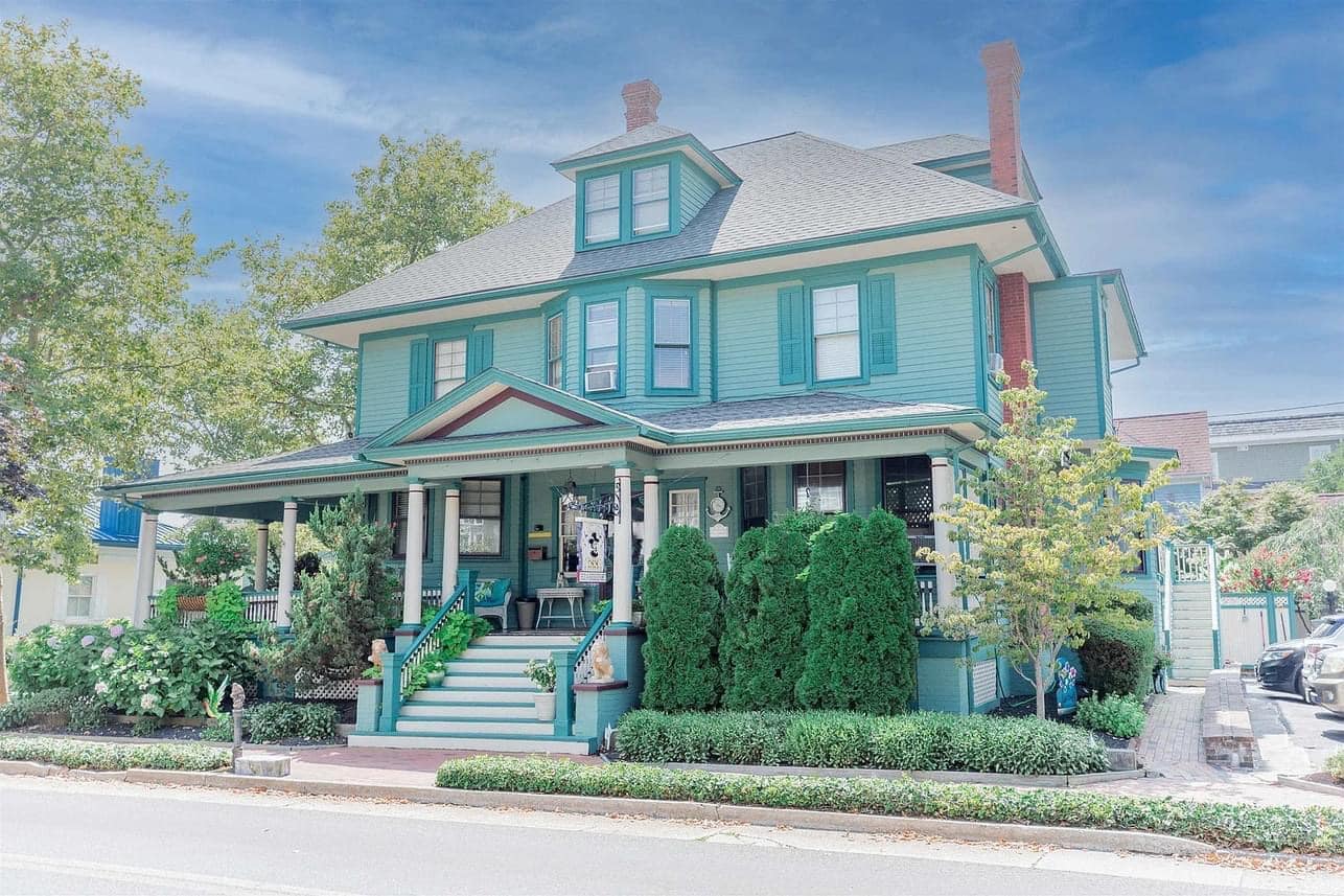 1890 Captain Mey's Inn For Sale In Cape May New Jersey