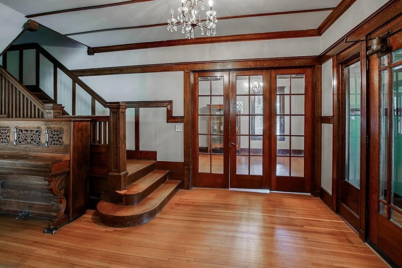 1912 Historic House For Sale In Council Bluffs Iowa