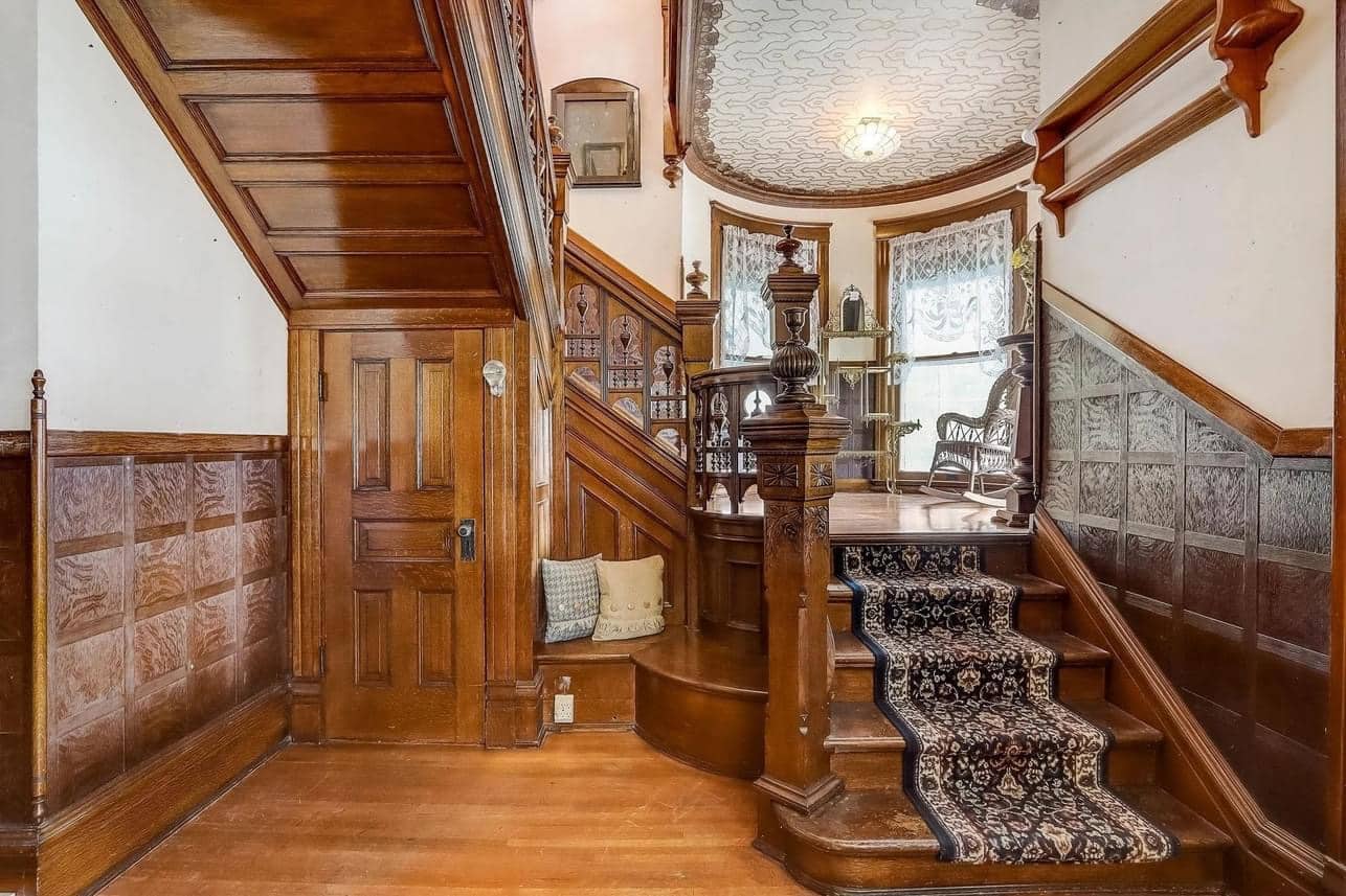 1897 Victorian For Sale In Columbus Wisconsin