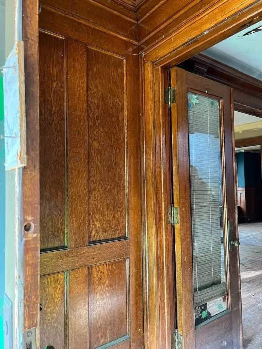 1910 Fixer Upper For Sale In Syracuse New York — Captivating Houses