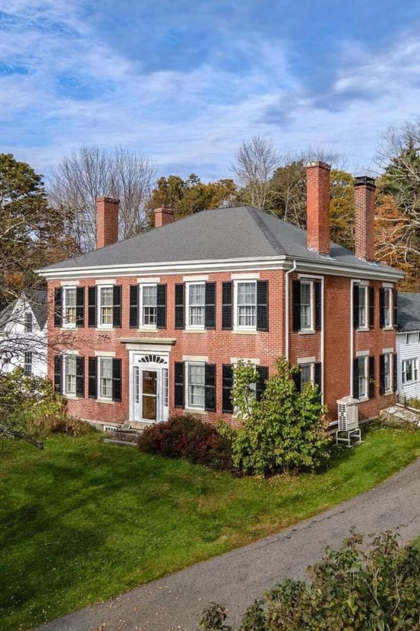 1840 Georgian Revival For Sale In Litchfield Maine