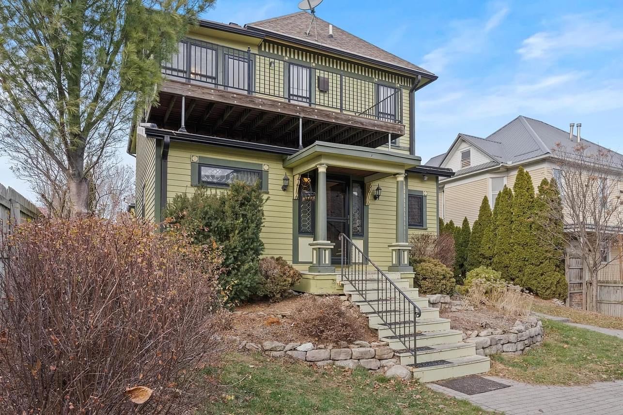 1850 Victorian For Sale In Muscatine Iowa