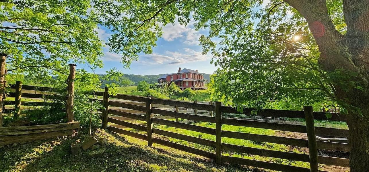 1840 Farmhouse For Sale In Alderson West Virginia