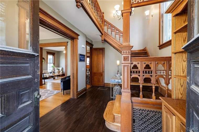 1900 Victorian For Sale In Parish New York — Captivating Houses